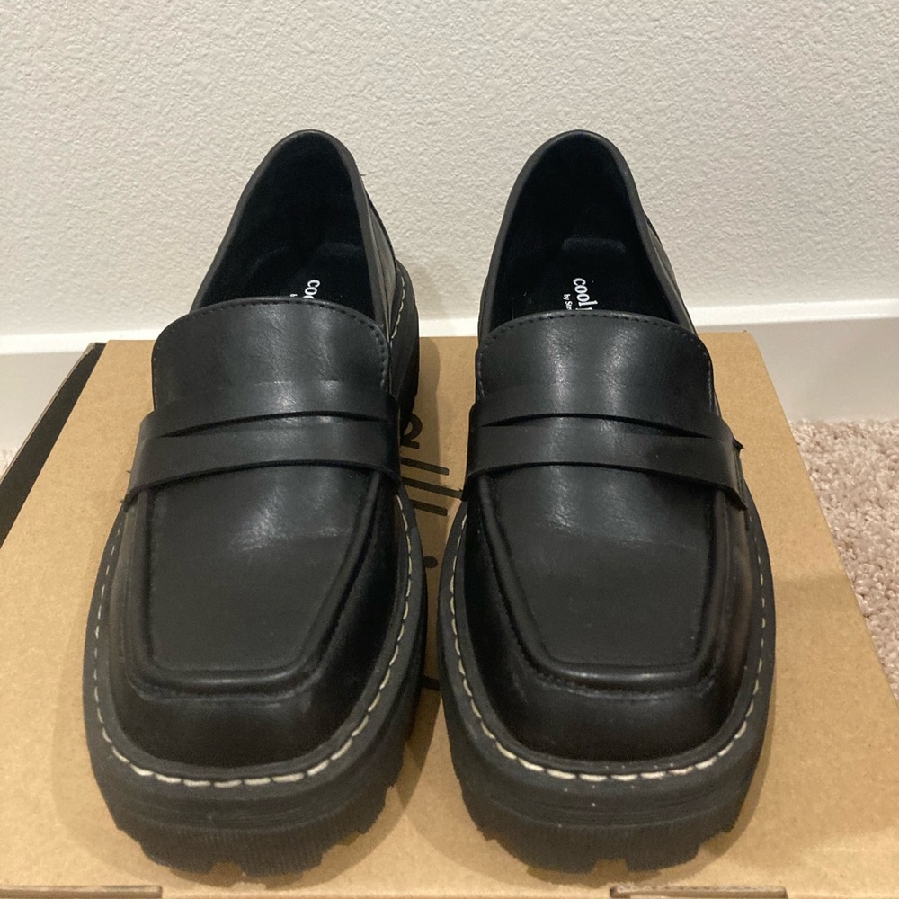 Cool Planet by Steve Madden Lug Sole Loafers 6.5